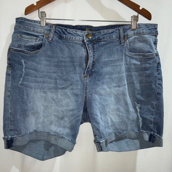 Kut from the Kluth raw hem cuffed denim shorts Sz 20W factory distressed - Picture 1 of 4